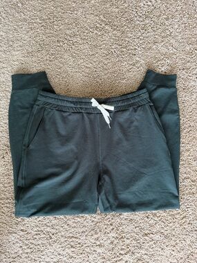 Women’s Vuori Performance Jogger Pants